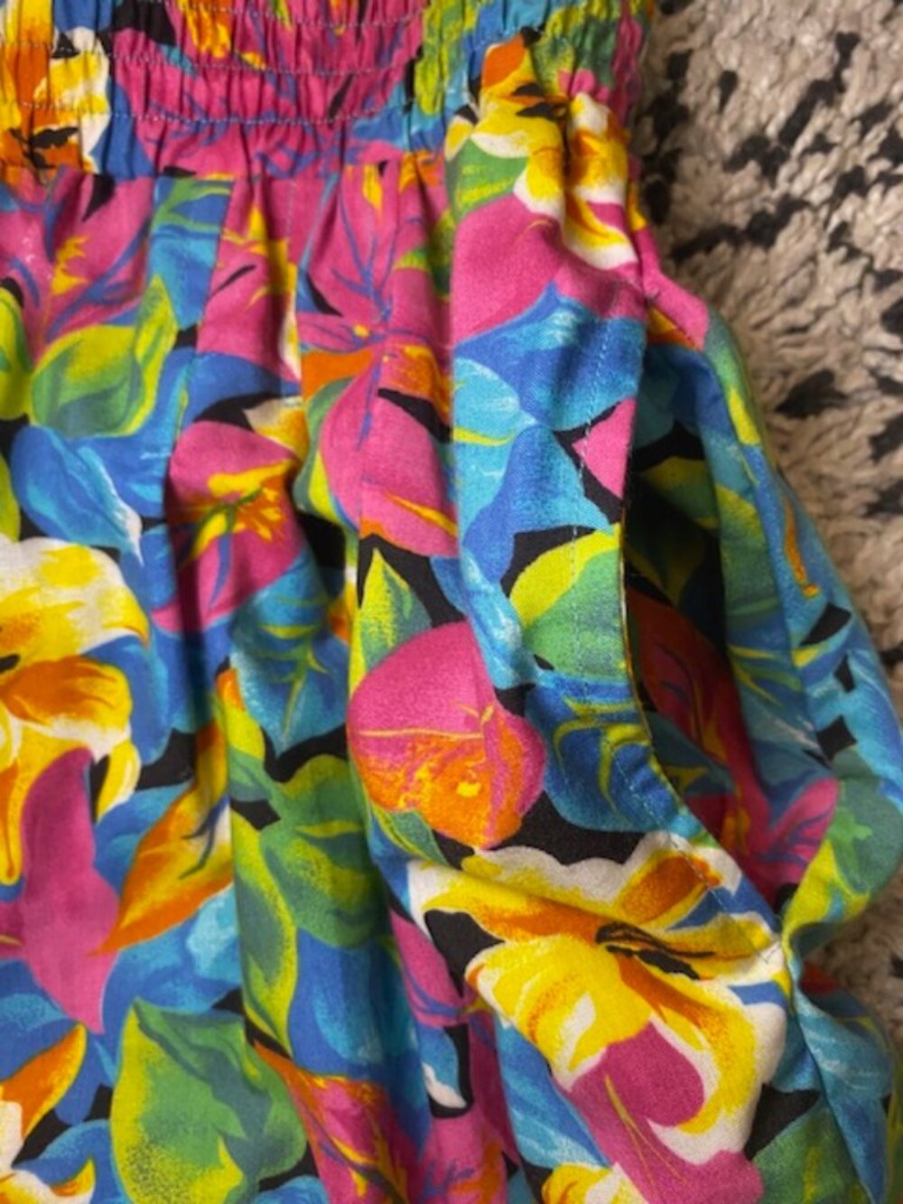 VTG 80's retro shorts and Shirt Set Floral loud colours. Marsh Mallow Med baggy - Picture 10 of 16